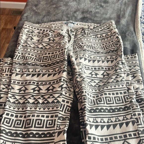 Black and White Women Jeans - Picture 3 of 5